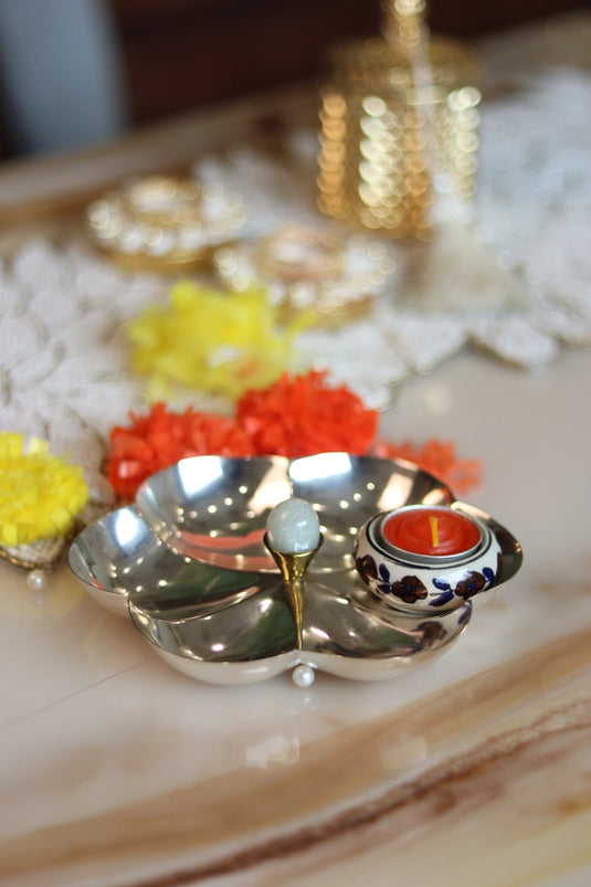 Flower Platter with Green Aventurine Stone (Small)